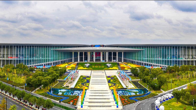 小型UV喷绘写真机，参数背后藏着哪些门道